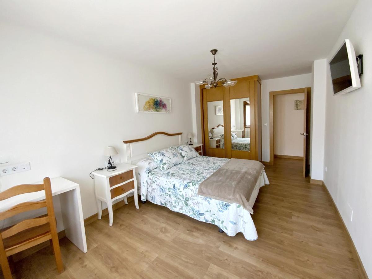 Apartamento Valbuena Потес Екстериор снимка