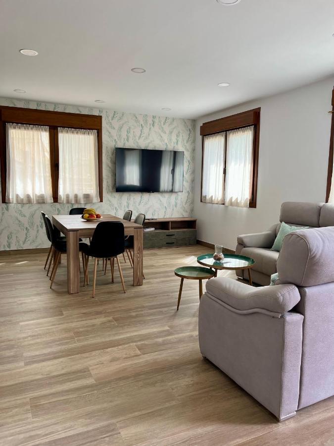 Apartamento Valbuena Потес Екстериор снимка
