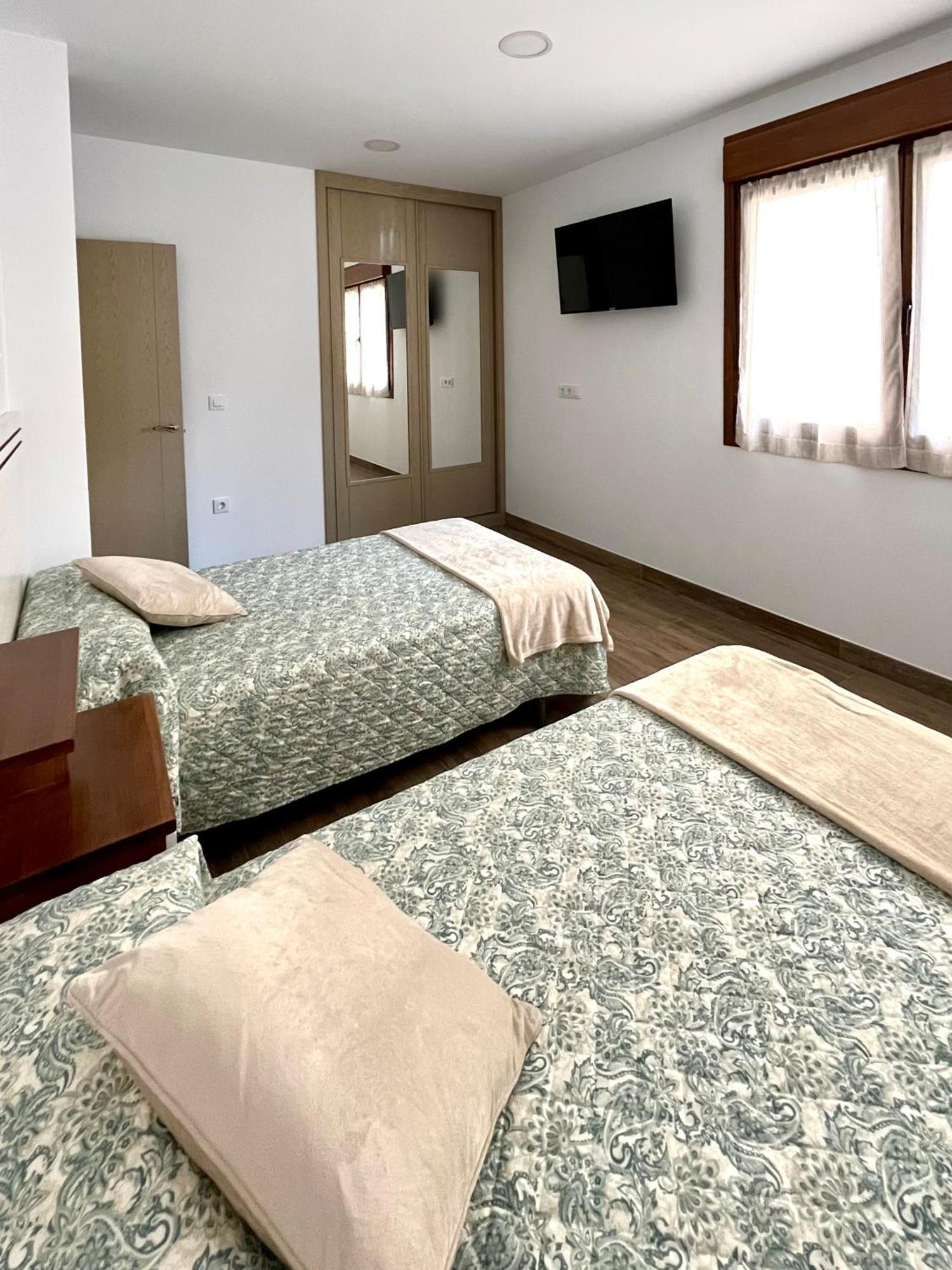 Apartamento Valbuena Потес Екстериор снимка
