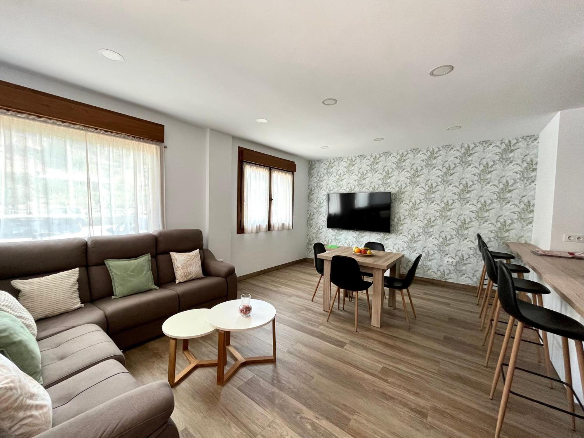 Apartamento Valbuena Потес Екстериор снимка