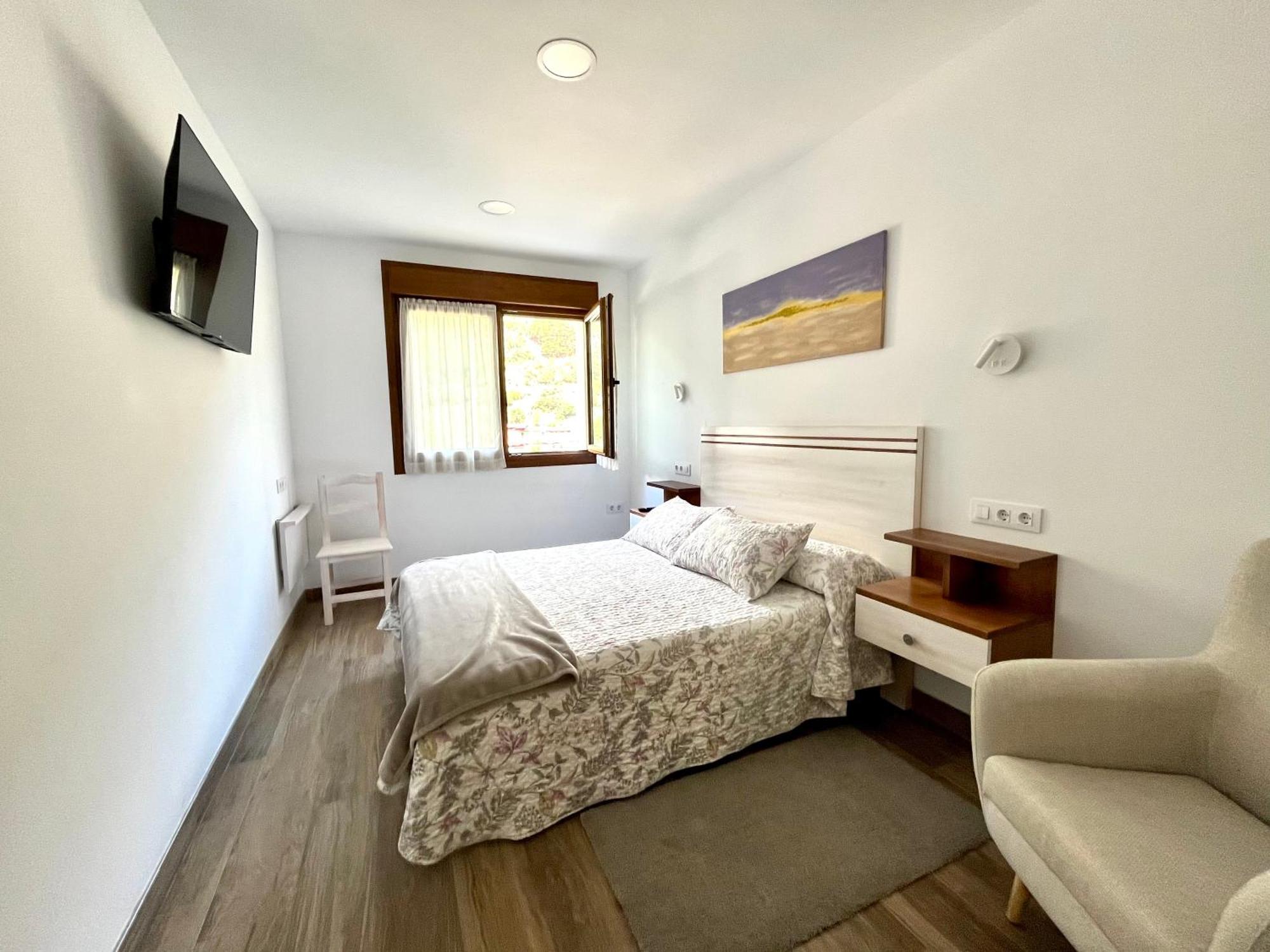 Apartamento Valbuena Потес Екстериор снимка